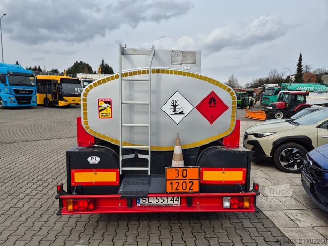 Cisternos IVECO EuroCargo 100E18 / ADR / 1 OWNER