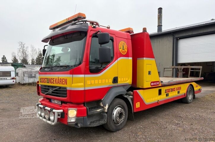 Atgūšanas transportlīdzeklis Volvo FL230 / NEW ENGINE / WORKS GREAT / 1 OWNER