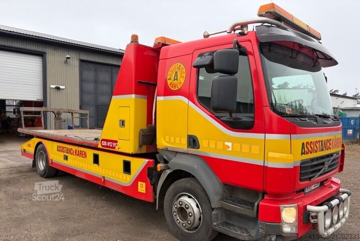 Atgūšanas transportlīdzeklis Volvo FL230 / NEW ENGINE / WORKS GREAT / 1 OWNER