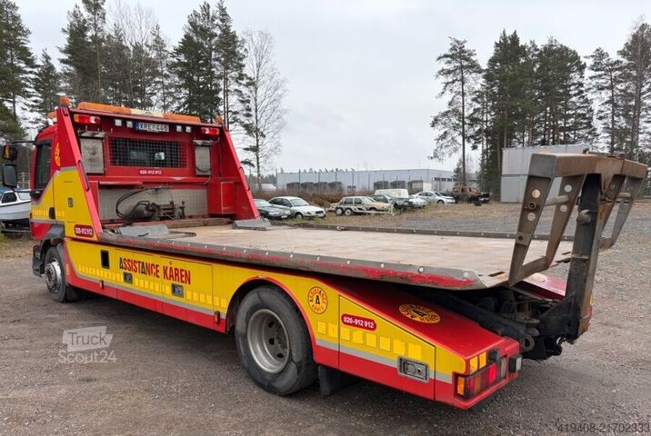 Grąžinimo transporto priemonė Volvo FL230 / NEW ENGINE / WORKS GREAT / 1 OWNER