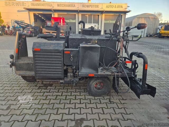 Asfaltovací stroj Savalco HM10HD / 1999 / 1 OWNER