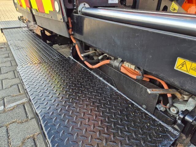Dlažobný stroj Caterpillar AP 300 D - Serviced - Complete - Heating