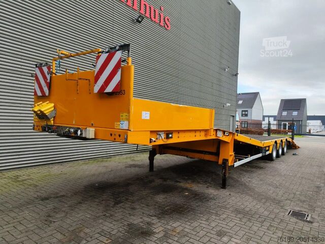 Semi-remorque surbaissée Faymonville STZ-3UB