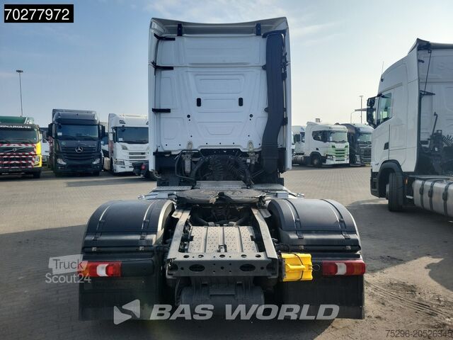 Standard-SZM Mercedes Actros 1851 Actros 4X2 BigSpace 2x Tanks