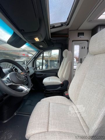 Semi-integrated camper HYMER/ERIBA ML-T CrossOver 570