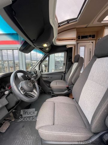 Autorulotă semi-integrată HYMER/ERIBA B-Klasse MC T 580 Hubstützen, Lithium, Solar
