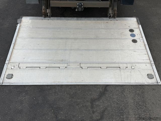 Transporter mit Koffer MERCEDES-BENZ Sprinter II 513 cdi Koffer, Lbw, Ahk, Winde