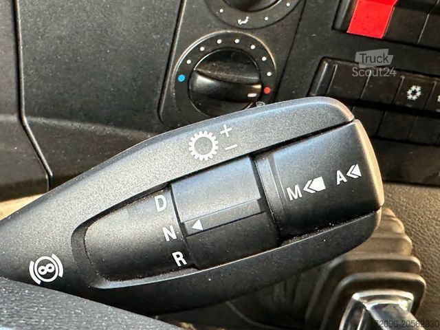 Samochód dostawczy z plandeką MERCEDES-BENZ Atego 824 Top-Ausstattung*Pritsche-Plane*Top*