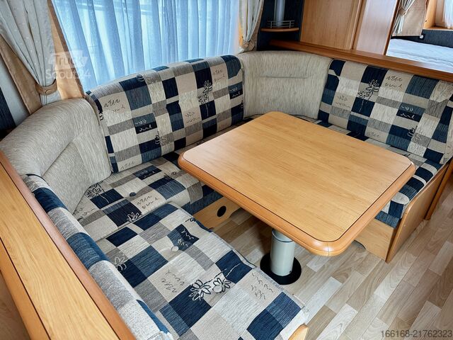 Caravane Hobby de Luxe 520