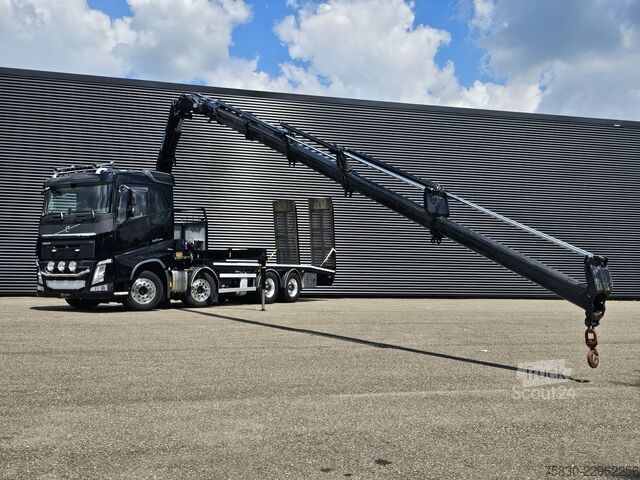 Kranwagen Volvo FH540 8X4 / 8X2 / HMF 28TM KRAN / CRANE / OPRIJ...