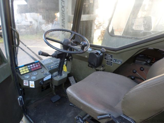 Terränggående gaffeltruck STEINBOCK 1x  Geländestapler Y4 Fug 4x4 Allrad