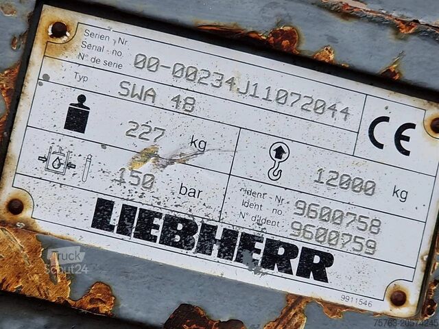 Kolesni bager Liebherr A900C - 95 KW - Central Greasing -