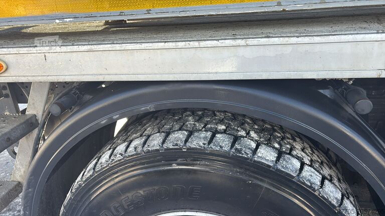 Autopompa per calcestruzzo Mercedes-Benz Arocs 3246