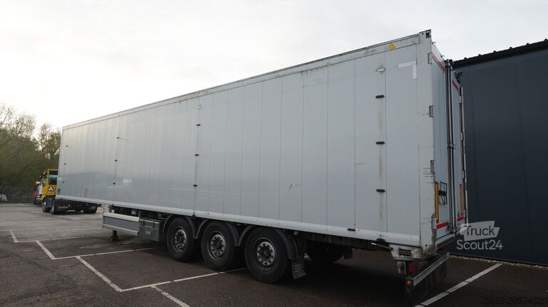 Premikanje tal KNAPEN 3 AXLE WALKING FLOOR TRAILER