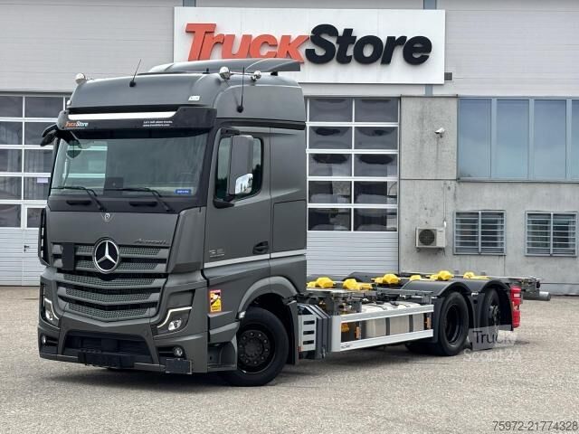 Wechselfahrgestell LKW  Actros 2553 LNR MULTI BDF