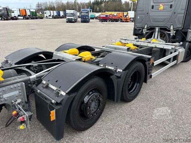 Wechselfahrgestell LKW  Actros 2553 LNR MULTI BDF