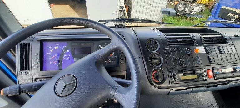 Boîte plate Mercedes-Benz 1828 Pritsche+Glastransport