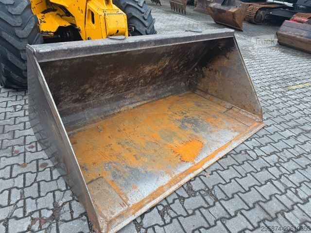 Radlader JCB TM320S Teleskopradlader SW