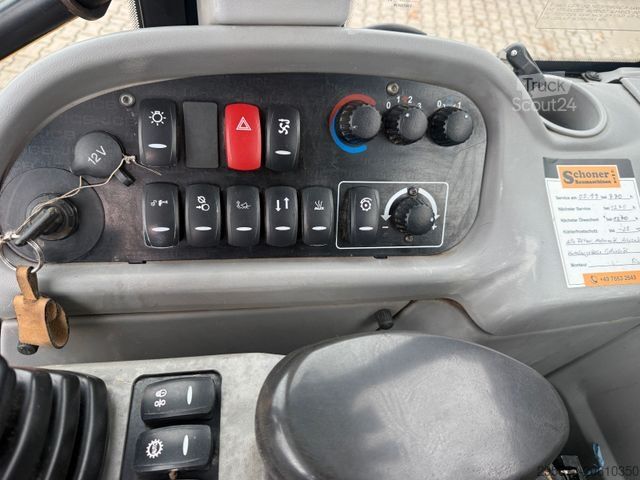 Radlader JCB TM320S Teleskopradlader SW