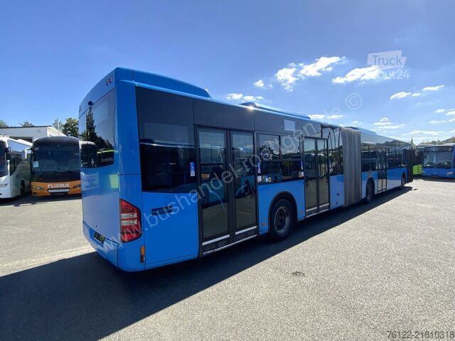 съчленен автобус Mercedes-Benz Conecto G