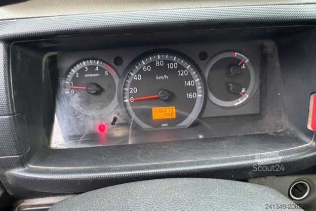 Furgão NISSAN Cabstar 35.14 4x2 Kipper