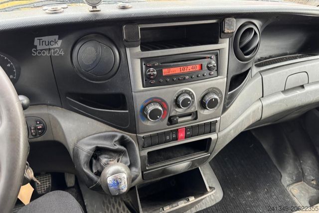 Furgão IVECO 35C15 Daily 4x2