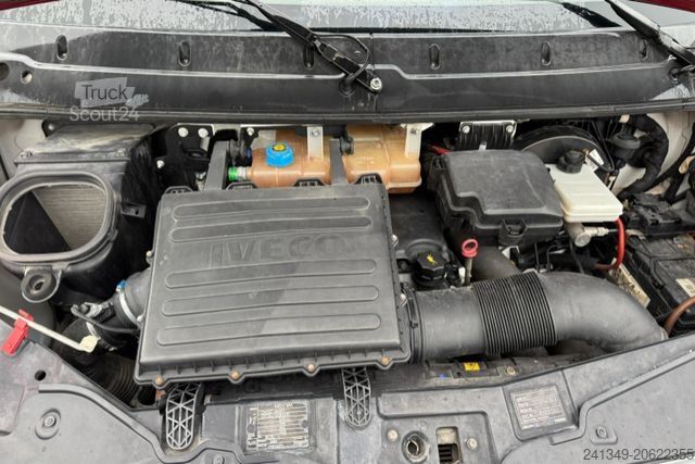 Furgão IVECO 35C15 Daily 4x2