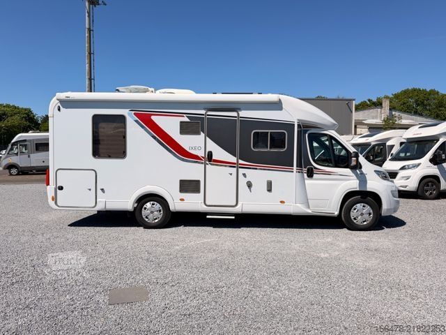 Half-integraal camper BÜRSTNER Ixeo T 736 *Queensbett-Face2Face-Automatik*