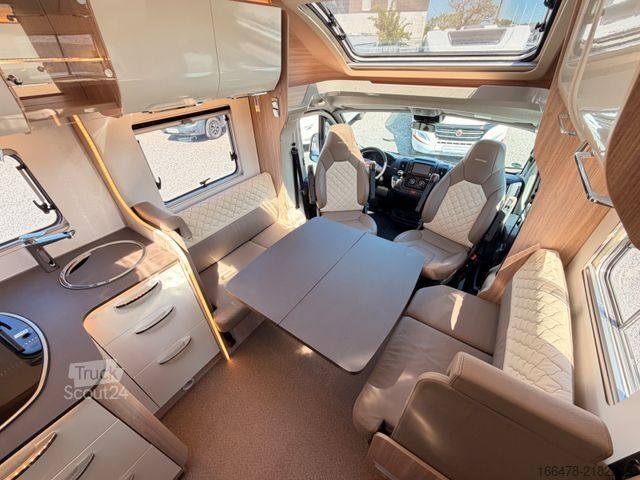 Half-integraal camper BÜRSTNER Ixeo T 736 *Queensbett-Face2Face-Automatik*