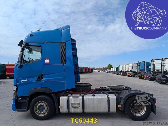 Standard-SZM Renault T 520