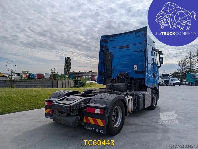 Standard-SZM Renault T 520