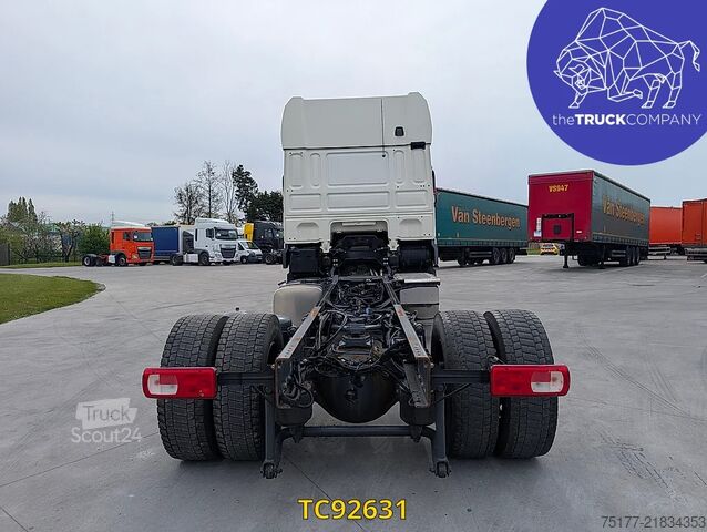Châssis avec cabine DAF XF 450