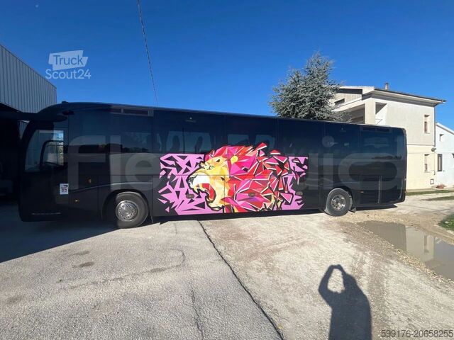 Car de tourisme IVECO Magelys