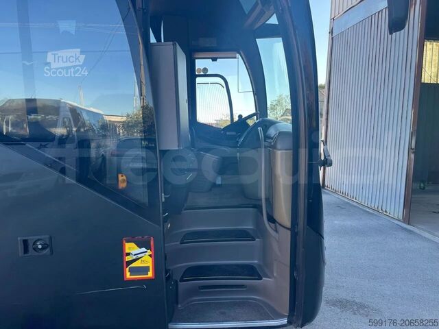 Car de tourisme IVECO Magelys