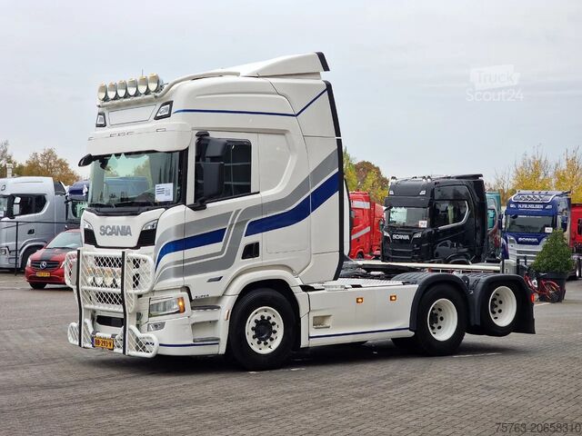 Standard-SZM Scania R560 Highline 6x2 - BUFFL - Retarder - Full air...