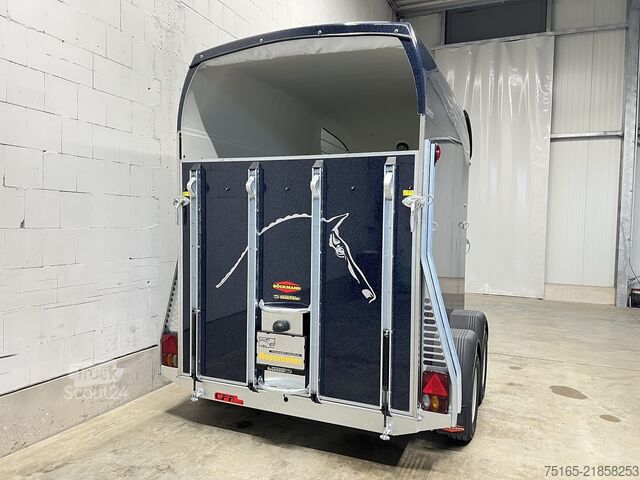 Remorcă pentru transport cai Böckmann Comfort Neu Pferdeanhänger