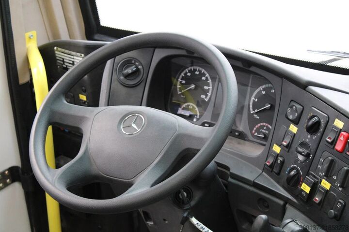 Touringcar Mercedes-Benz Atego 1725 4x4 Passenger Bus