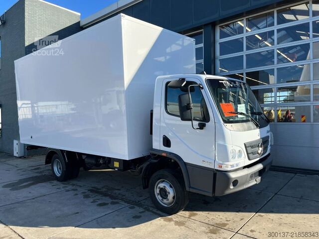 Чемодан Mercedes-Benz Accelo 915 4x2 Closed Cargo Truck