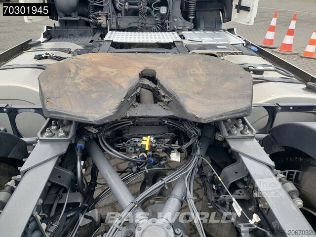 Standard tractor Volvo FH 500 FH 4X2 VEB+ 2xTanks TC I-ParkCool