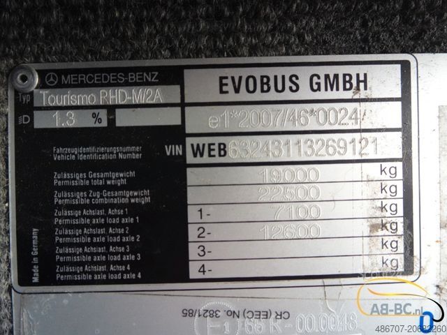 Autocar de turism MERCEDES-BENZ Tourismo RHD-M - 51 Sitze EURO 6