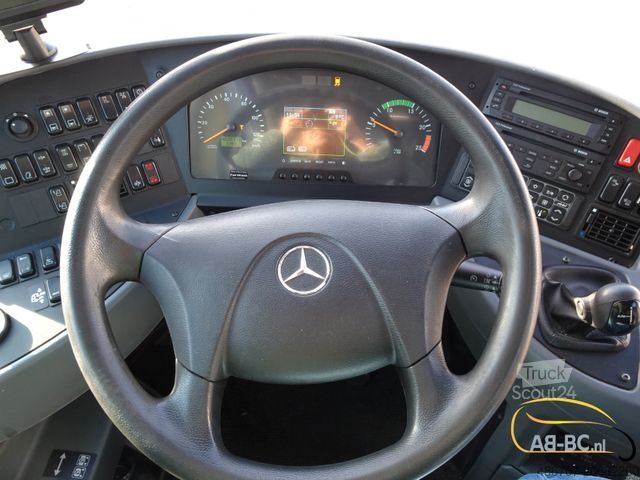 Diaľkový autobus MERCEDES-BENZ Tourismo RHD-M - 51 Sitze EURO 6