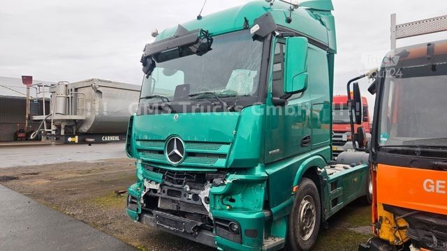 Standart çekici ünitesi MERCEDES-BENZ Actros 1853 / Öl Retarder / Alu