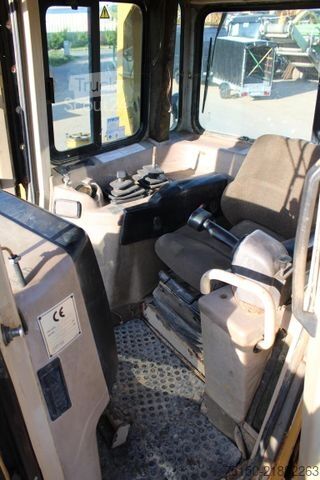 Пътен валяк CATERPILLAR D6R LGP - Schubraupe - Nr.: 496