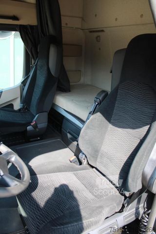 Влекач за голям обем MERCEDES-BENZ 1842 4x2 LL - wenig KM - Nr.: 827