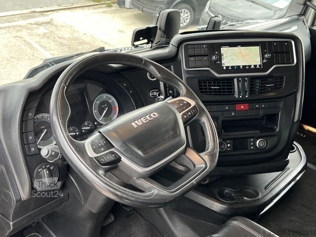 Trattore stradale standard IVECO S-WAY AS440S48 ACC Intarder Klima Aerokit 2xTank