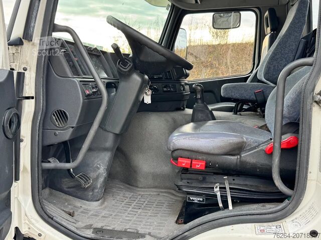 Yükleme platformu Volvo FM 250 + HIAB 102