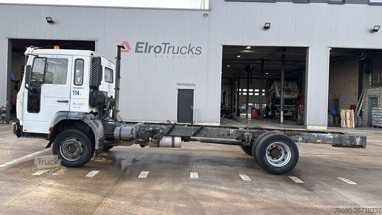 Chassis cabine Volvo FL 220 (BELGIAN TRUCK / CAMION BELGE / MANUAL G...