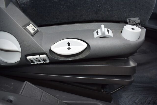 Transportador con plataforma y toldo mercedes-benz Atego 816 L Automatik*Ladebordwand*Tempomat