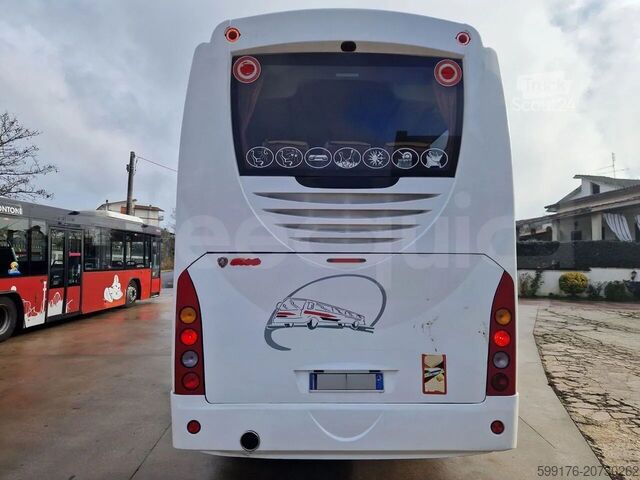 Туристически автомобил Irizar Scania