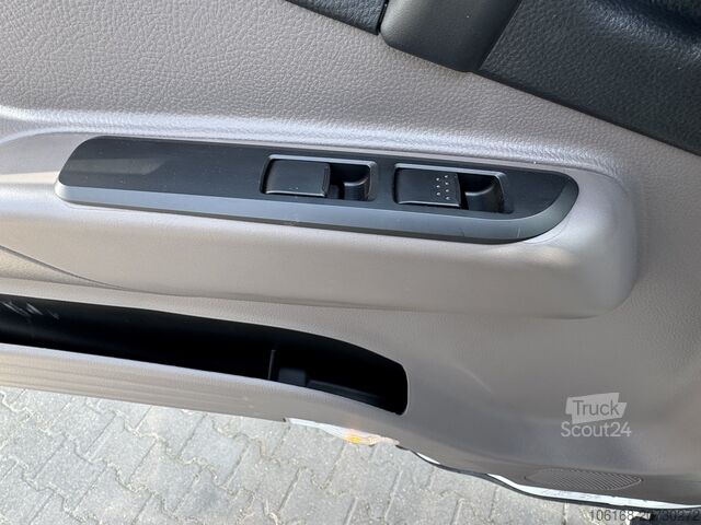 Kroklastare Fuso Fuso Canter 9C18 Abrollkipper 2025